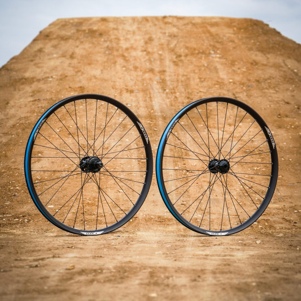 Skelta Dirt Jump 26″ Wheels - Black Hubs | Halo Wheels